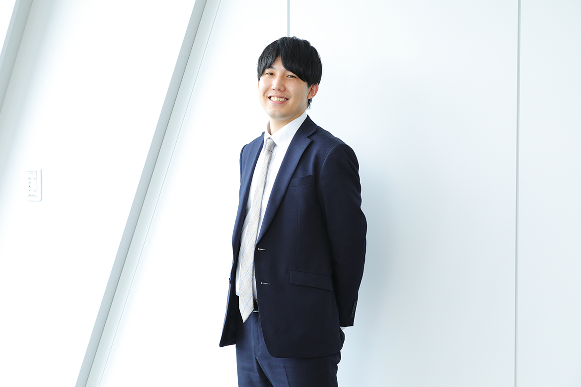 歯科医療の一翼を担う、やりがいある営業！<br class="is-pc">患者さんの歯の健康を支えられるのが魅力